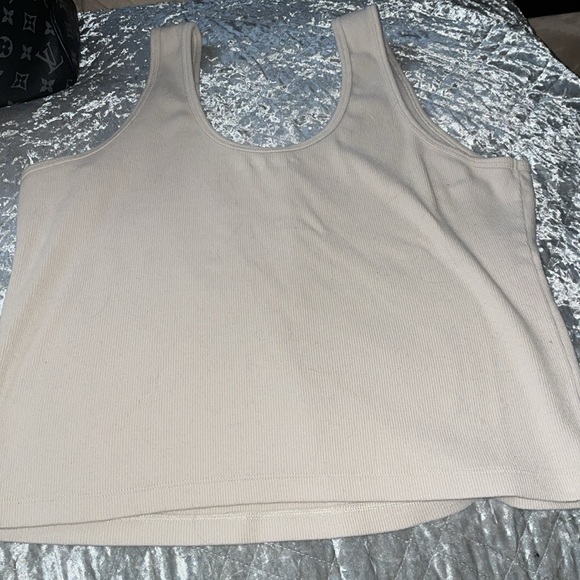 Abercrombie and Fitch light tan tank top with snap button center closure - Picture 5 of 5